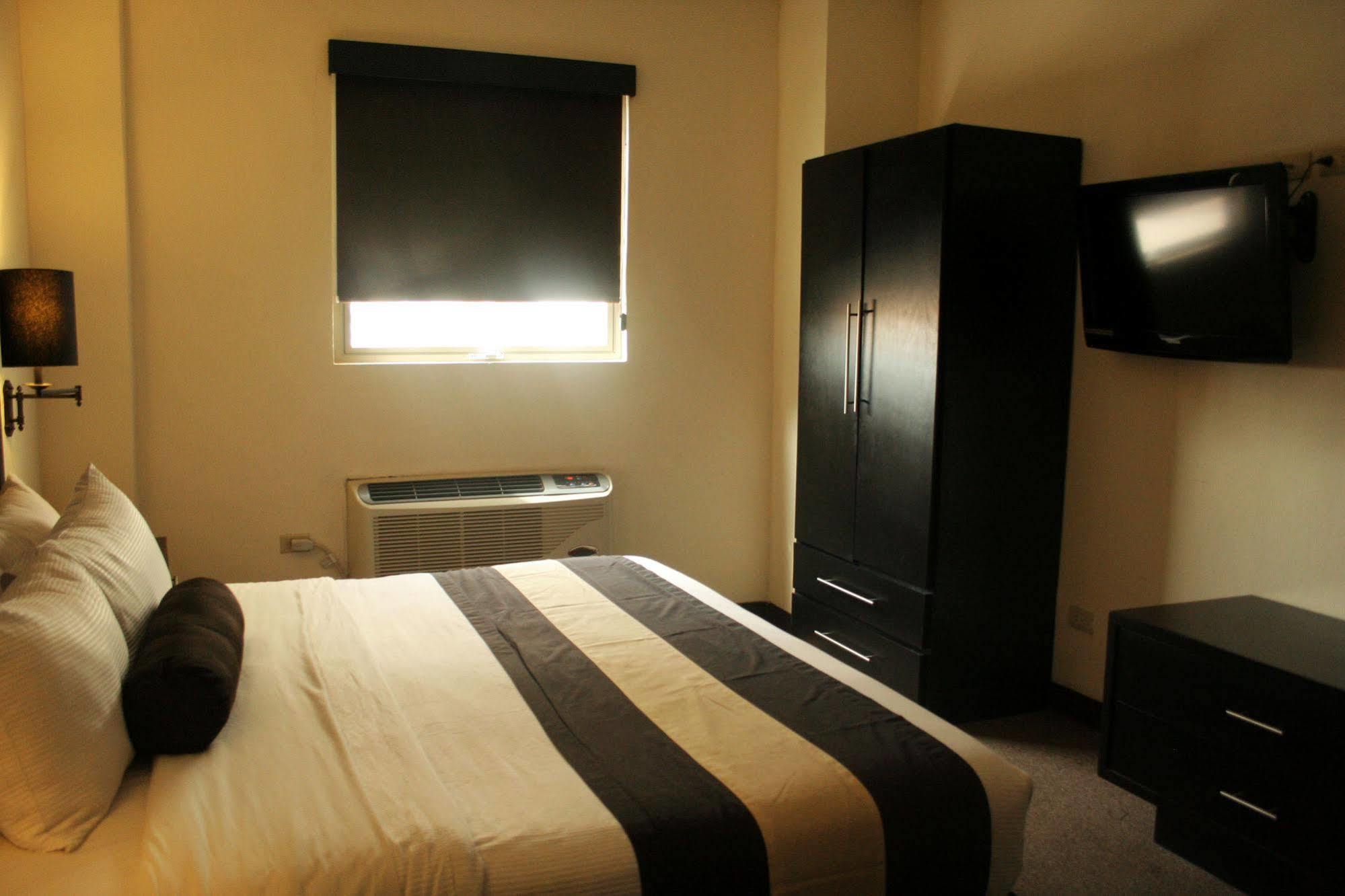 Hotel El Camino Inn & Suites Reynosa Eksteriør billede